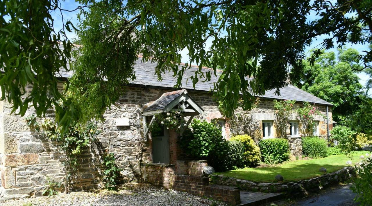 Trewassick Barn Bed & Breakfast New Quay Exterior foto